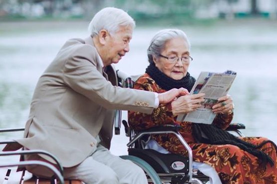 Không phải soái ca hay ngôn tình bộ ảnh này chứng minh tình yêu thời ‘ông bà anh’ là hoàn toàn có thật